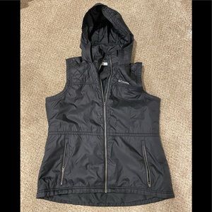 COLUMBIA Hooded Vest